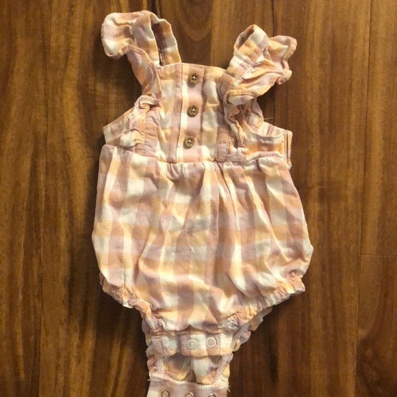Girl onesie - Picture 1 of 4